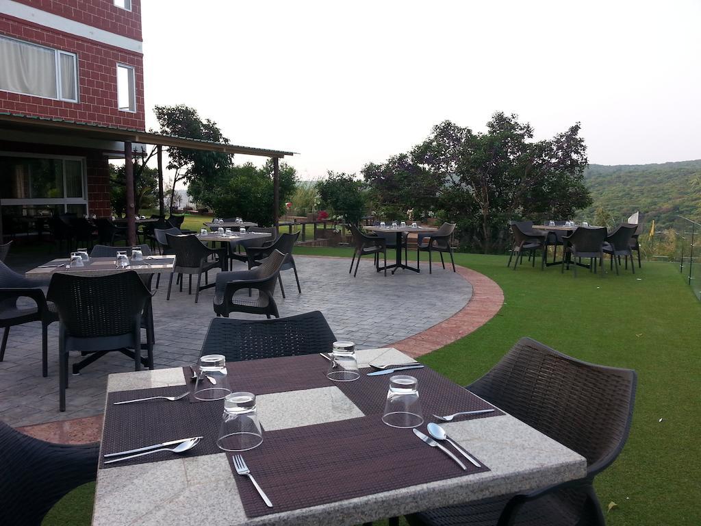 Bella Vista Resort Mahābaleshwar Exterior foto