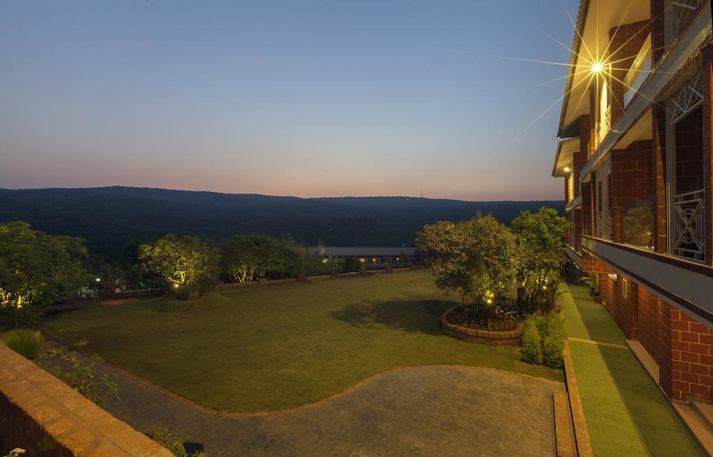 Bella Vista Resort Mahābaleshwar Exterior foto