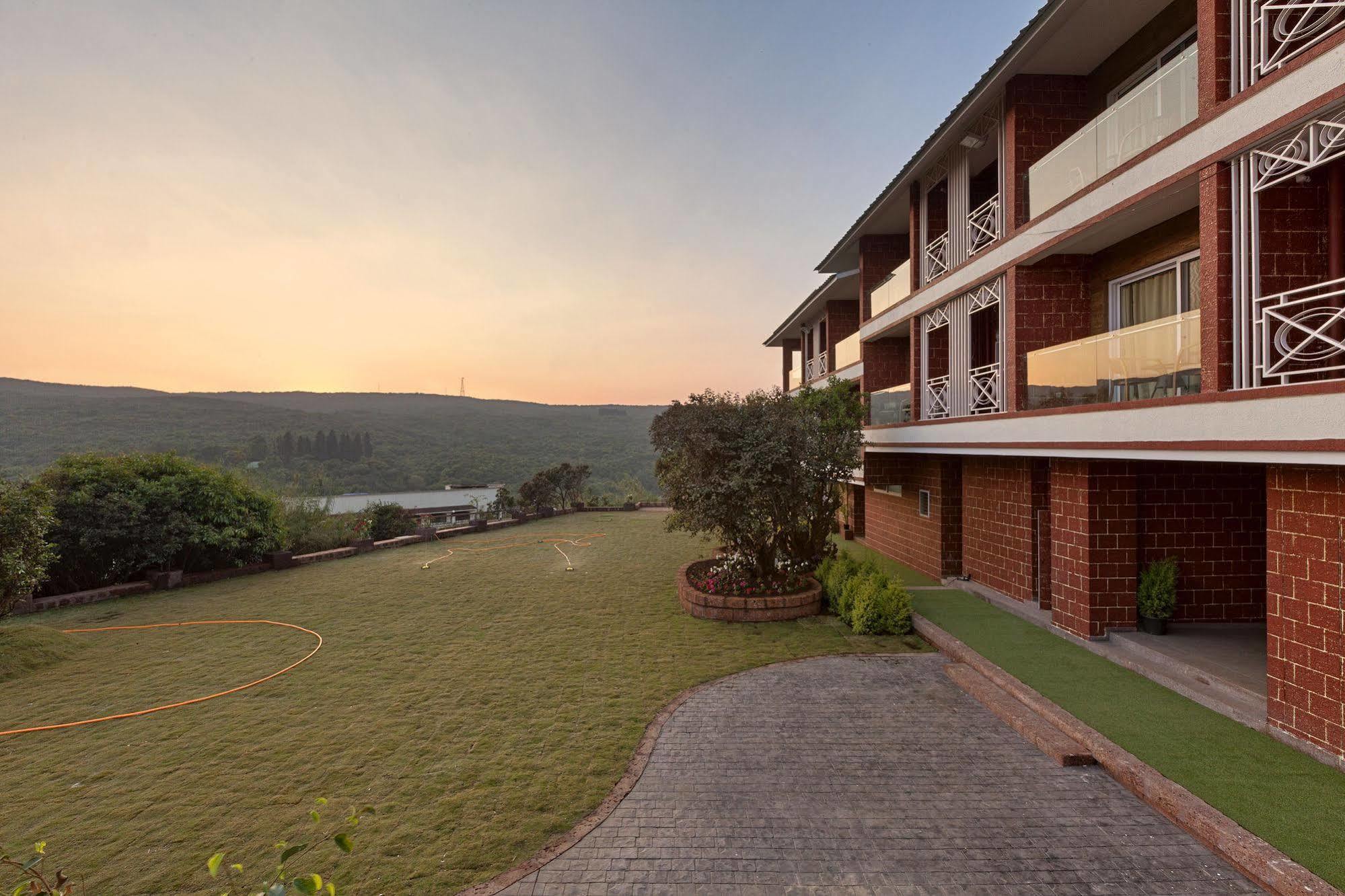 Bella Vista Resort Mahābaleshwar Exterior foto