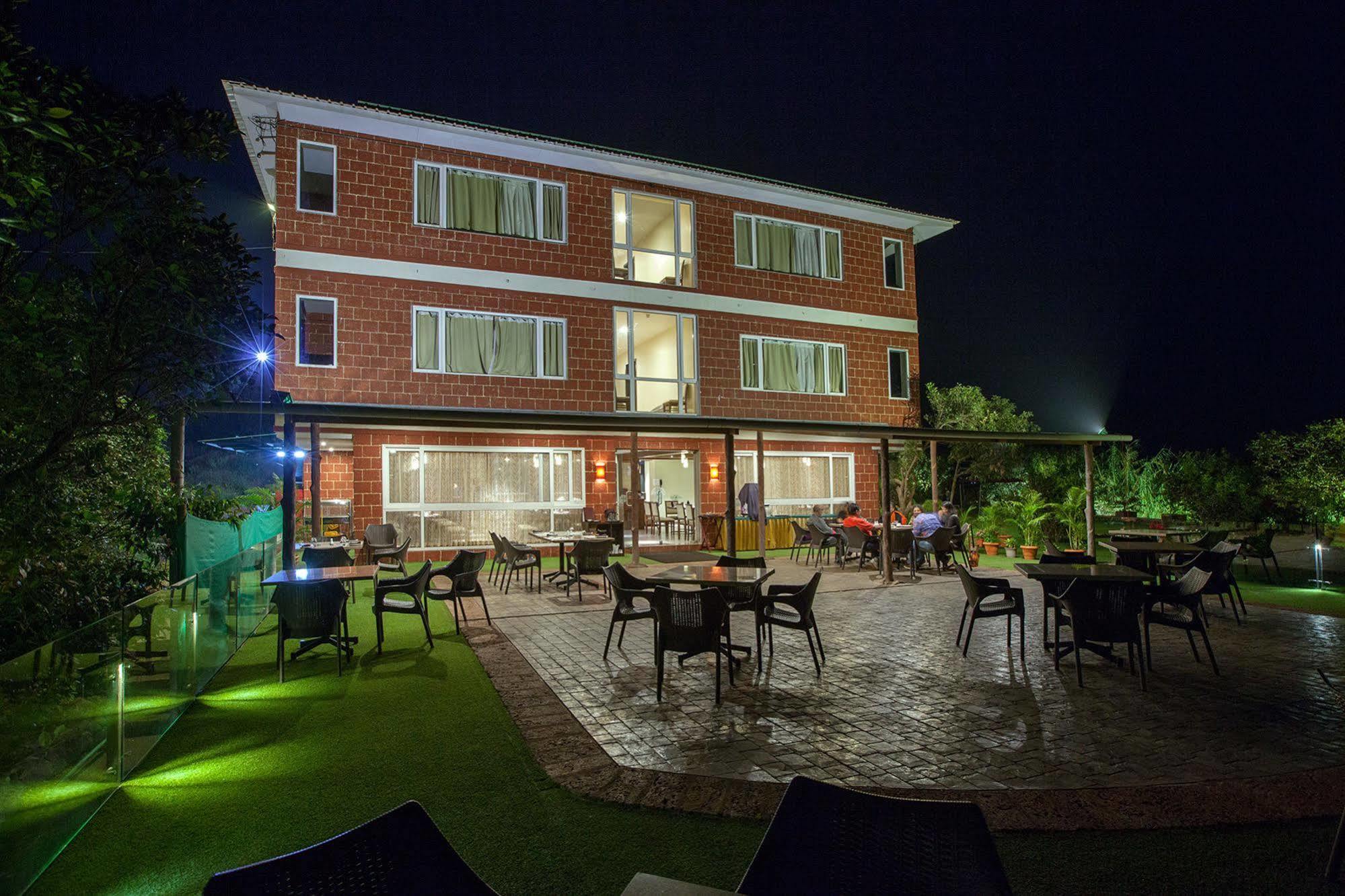 Bella Vista Resort Mahābaleshwar Exterior foto