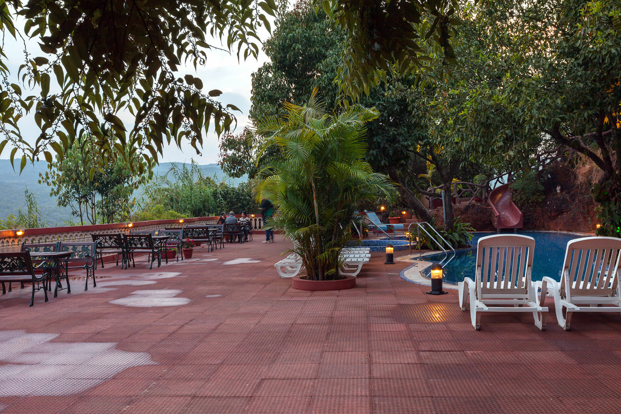 Bella Vista Resort Mahābaleshwar Exterior foto